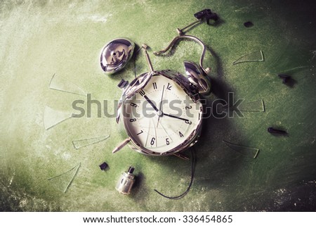 Broken Alarm Clock Stock Photos, Images, & Pictures | Shutterstock