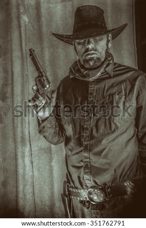 Gunslinger Stock Photos, Royalty-Free Images & Vectors - Shutterstock