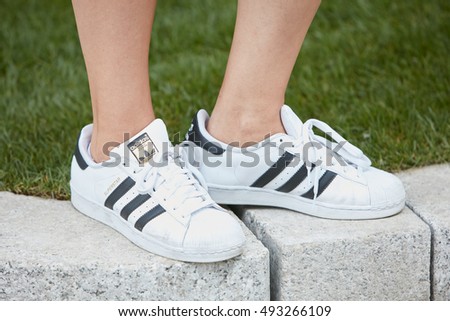 Image 2 of adidas Originals Superstar 80s Rose Gold Metal Toe Cap