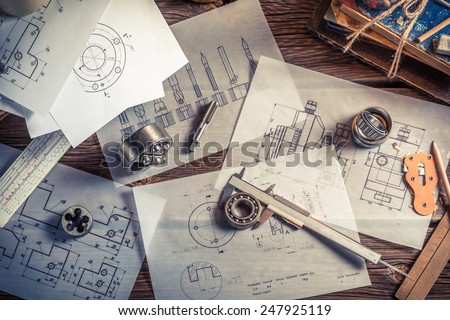 Designing mechanical parts by engineer