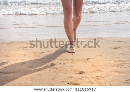 stock-photo-women-walking-on-the-beach-111016919 Selecting Bridesmaids and groomsmen Dresses