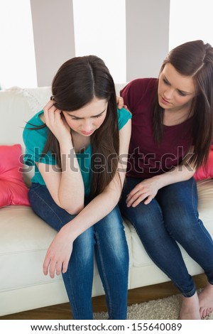how to comfort a girl when she is crying how to comfort a girl when she is crying