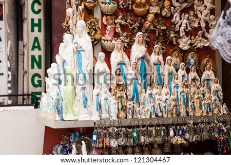 Lourdes June 06 Statuettes Our Lady Stock Photo 121304467 - Shutterstock