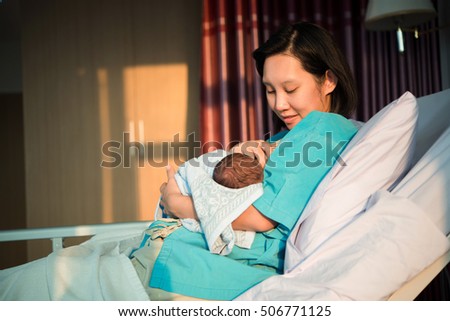 single mom breastfeeding and dating However, little research has focused on how a growing demographic of single parents negotiates dating and sexual activity the trade-offs that parents, especially mothers, face between parenting and mating efforts are likely most pronounced while providing direct care and breastfeeding an infant. single mom breastfeeding and dating However, little research has focused on how a growing demographic of single parents negotiates dating and sexual activity the trade-offs that parents, especially mothers, face between parenting and mating efforts are likely most pronounced while providing direct care and breastfeeding an infant.