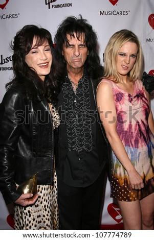 Alice Cooper Family 4th Annual Musicares Stock Photo 107774375 ...