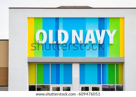 MINNEAPOLIS, MN/USA - MARCH 19, 2017: Old Navy store exterior and logo Old Navy is a clothing and accessories retailer owned by American multinational corporation Gap Inc.