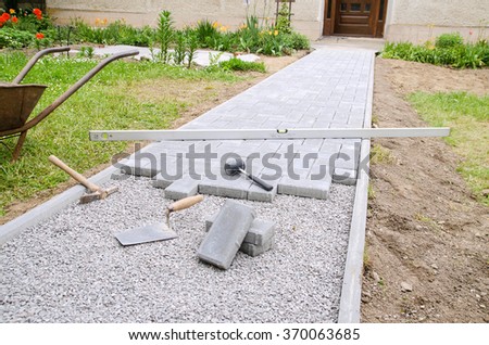 How To Install Sandstone Blocks South