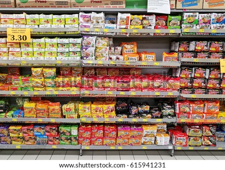 comparison between hypermarket and sundry shop Accueil / carrefour group / carrefour group / our formats / our stores: our formats: our stores customers seek good selection, prices and quality as well as faster shopping in a simple, friendly environment carrefour hypermarkets have entered the era of customized services and are poised to conquer new markets. comparison between hypermarket and sundry shop Accueil / carrefour group / carrefour group / our formats / our stores: our formats: our stores customers seek good selection, prices and quality as well as faster shopping in a simple, friendly environment carrefour hypermarkets have entered the era of customized services and are poised to conquer new markets.