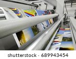 Printing machine fast roll movement during magazine print