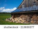 Solar Power Panels On Barn Roof ...