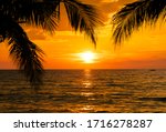 Beautiful Sunset Tropical Beach ...
