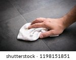 Man's Hand Wipes Clean Rag...