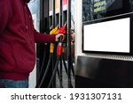 Self-service filling station with touchscreen