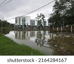 Small photo of PAHANG MALAYSIA-JAN 03, 2021 : Bukit Rangin when Pahang river unable to accommodate water level the impact of illegal logging in (98 matches)