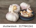 Garlic Bulbs   Allium Sativum L....