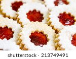 Linzer Cookies With Cherry Jam