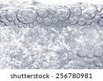 Bubbles in boiling water
