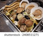 Small photo of abalone, scallops, clams, seafood, tray, sea, fresh, creatures, raw, fish cake, clam stew, grilled clams, assorted clams, ramie clams, raw scallops, raw abalone, alive, close-up, close-up photo