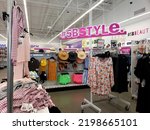 Small photo of Five Below, former Broyhill Home Collections and Pier 1 Imports - #5BStyle sign and section (Aurora, Colorado, USA) - 04\25\2021