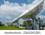 Ground satellite base station communication device