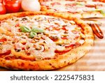 the picture of yummy pizza
