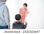 Small photo of Image of a Japanese female teacher seeing off or picking up her student's children at home, kindergarten, daycare center, or school.