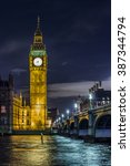 Iconic Illuminated Big Ben...