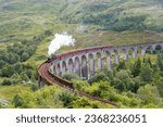 jacobite steam train glenfinnan viaduct view point