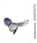 Small photo of Wampum quahog purple shell cabochon flower brooch pin costume jewelry fashion accessory gift