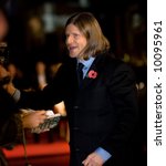 Small photo of Crispin Glover at the european premiere of 'Beowulf' at the Vue cinema on November 11, 2007, London, England.